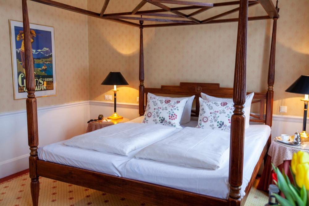 Hotel Niederlaendischer Hof 슈베린 외부 사진