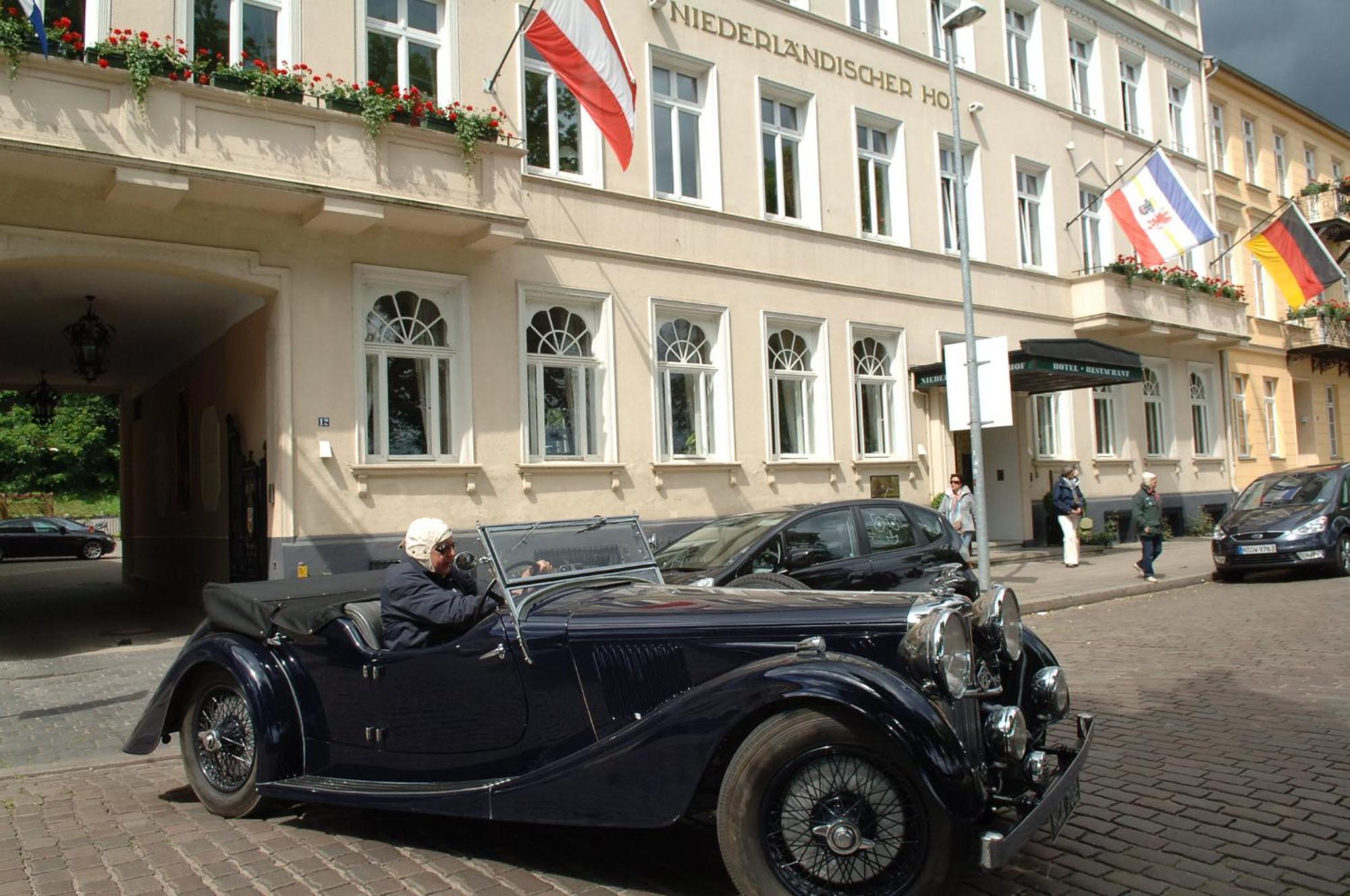 Hotel Niederlaendischer Hof 슈베린 외부 사진