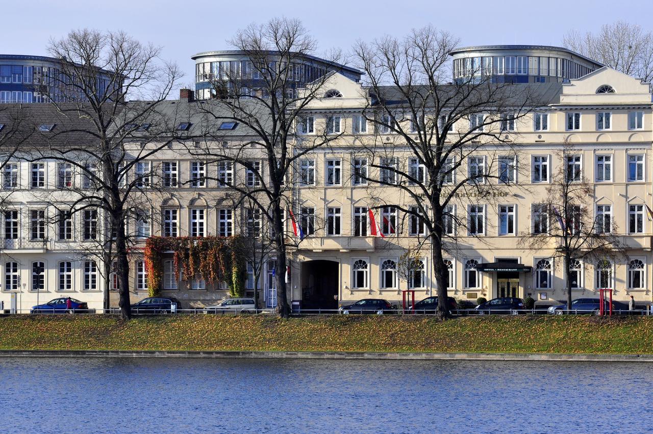 Hotel Niederlaendischer Hof 슈베린 외부 사진